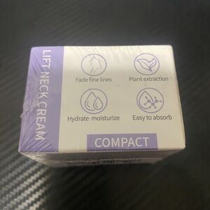 Compact Lift Neck Cream